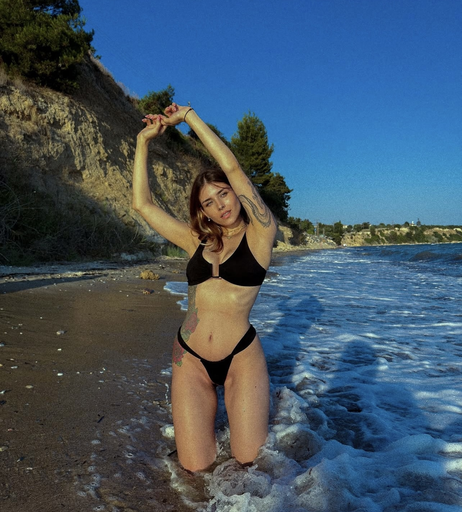 Image 9941432 from Zoe Matthea