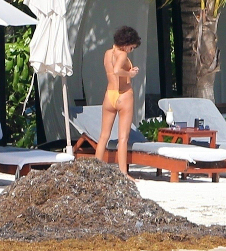 Image 9935684 from Sarah Hyland