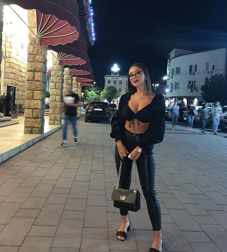 Image 9923902 from leonaankj
