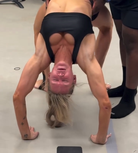 Image 9919601 from Charlotte Flair