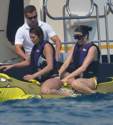 Image 9918995 from Nina Dobrev