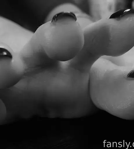 Image 9499103 from feeTLady