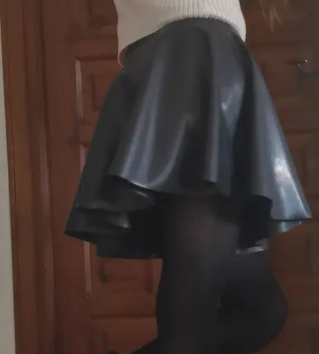 Image 9489193 from AmandaLatex