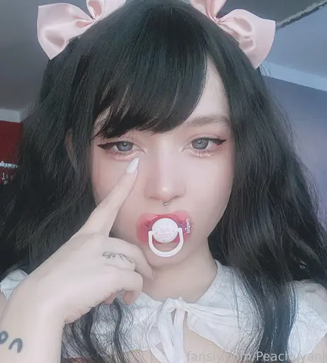 Image 9556792 from Peachyyankii
