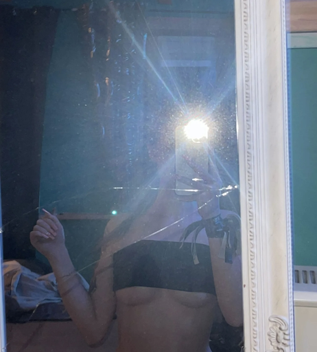 Image 9768936 from kimsecret