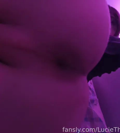 Image 9702679 from LucieThePervert