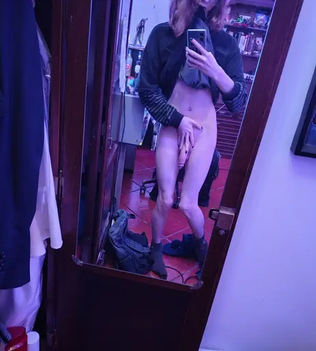 Image 9702155 from LucieThePervert
