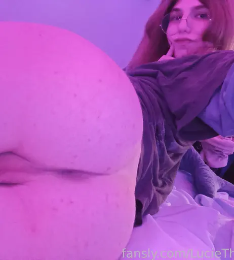 Image 9702138 from LucieThePervert