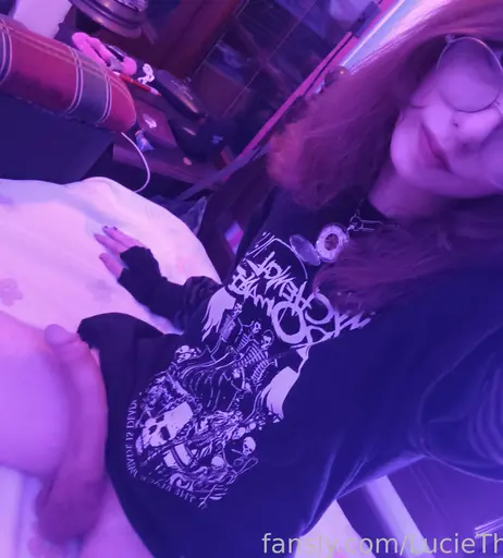 Image 9702126 from LucieThePervert