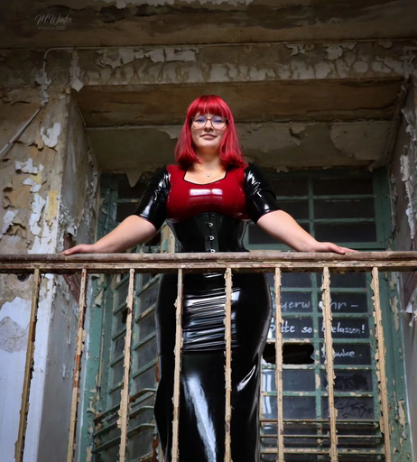 Image 970007 from black_dress_linda