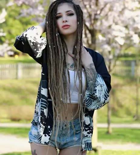 Image 9084070 from lovelychris