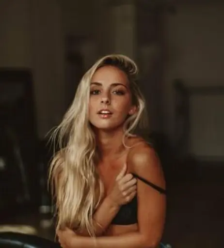 Image 900813 from Natalie Reynolds