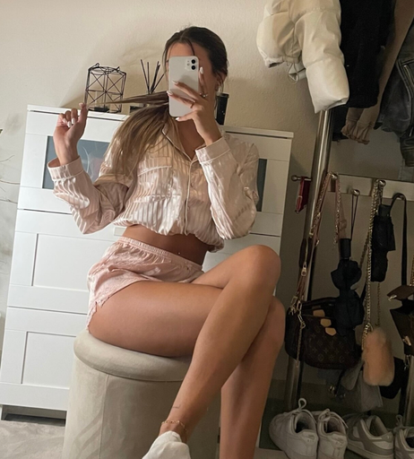 Image 8154921 from emiliaaa.rose