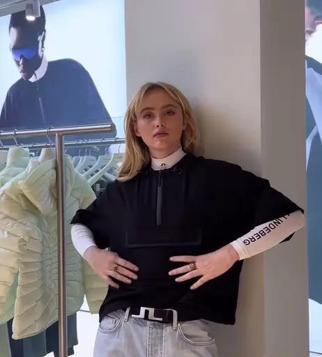 Image 8127793 from Kathryn Newton