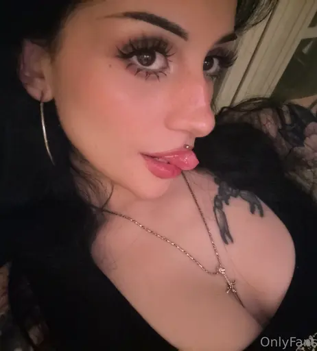 Image 8127395 from lil.batzz / lilbatz