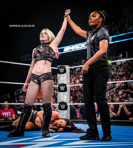 Image 8127967 from WWE Alexa Bliss