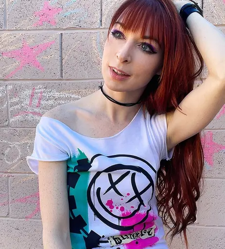 Image 8128100 from Lisa Foiles