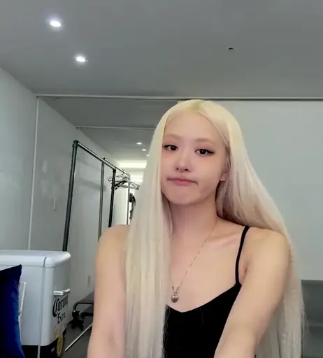 Image 8128020 from Rosé || Roseanne Park - BLΛƆKPIИK ( BLACKPINK )