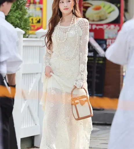 Image 8116850 from Minatozaki Sana (TWICE)