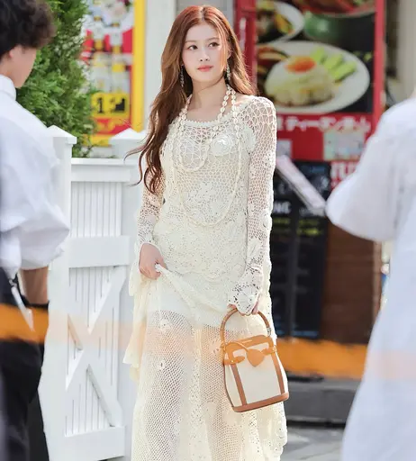 Image 8116842 from Minatozaki Sana (TWICE)
