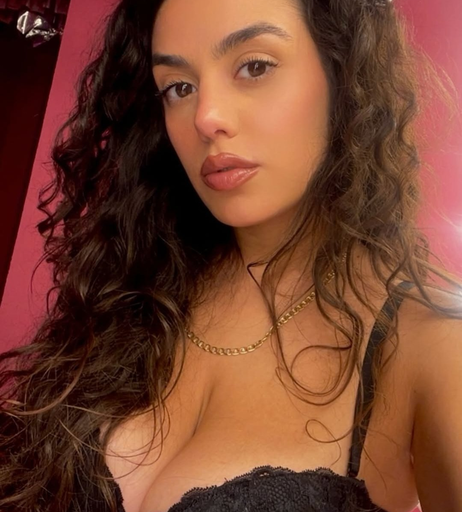 Image 8107717 from Roberta Galati / robiertassss [Busty Italian]