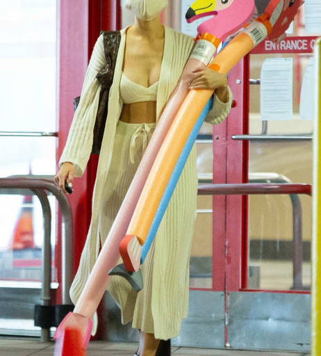 Image 8244253 from Olivia Culpo