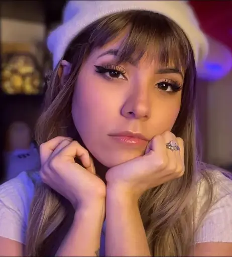 Image 8235355 from Luna Bloom (LunaBloomASMR)