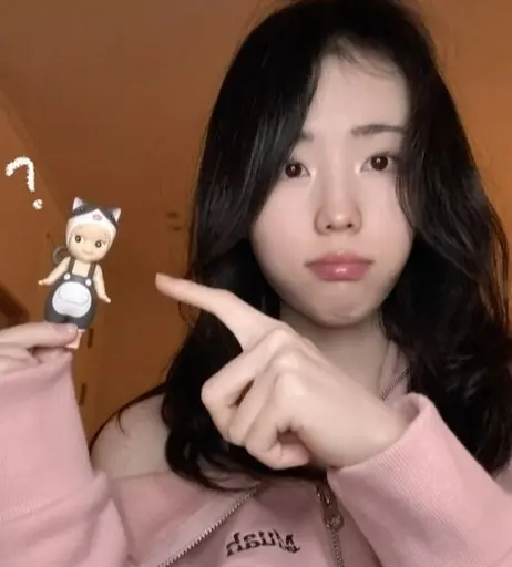 Image 8236443 from Laurine ASMR