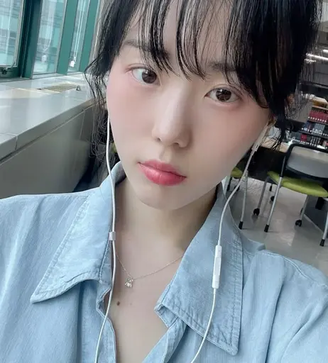 Image 8236381 from Laurine ASMR