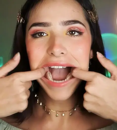 Image 8230608 from ASMR Glow/ Sharon Dubois