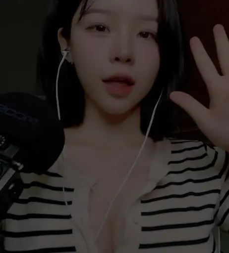 Image 8226311 from ASMR Yeonchu /  y.zzu