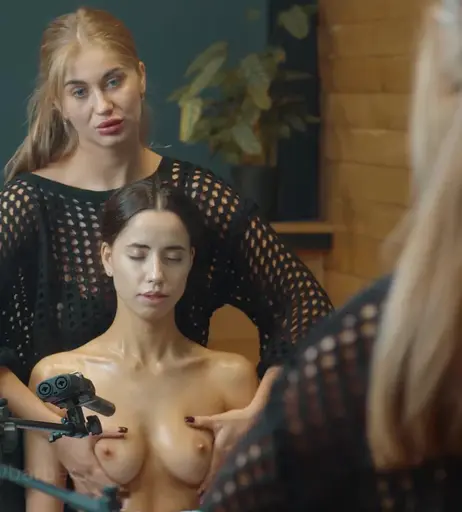 Image 8224260 from Lady barbers Asmr