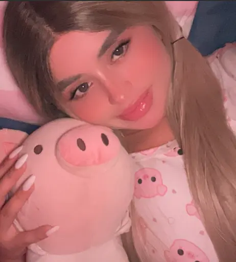 Image 8203365 from Goldengirl222 Olivia_Hills oliviahills_w SabrinaQuinn ashly_thomson miaa_castillo08 baby-girl4 Babeefer Babeeferr