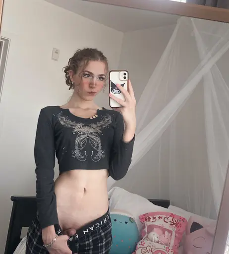 Image 8390240 from tkittenxo