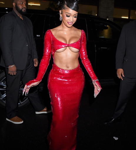 Image 8399653 from Saweetie