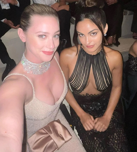 Image 8399637 from Camila Mendes
