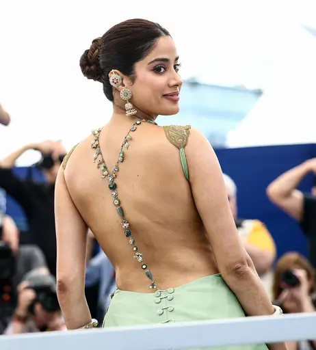 Image 8381669 from Janhvi Kapoor