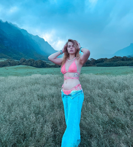 Image 8365006 from Hailee & Kendra