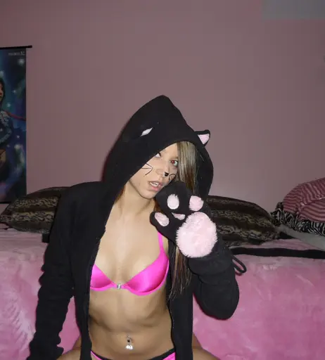 Image 8361184 from Serafina / VixenMeow / MiniGxo