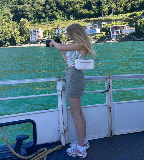 Image 835991 from Hannah Tulnik