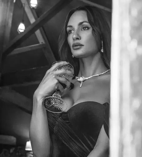 Image 8323301 from Rosie Roff