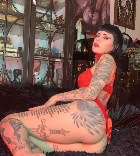 Image 8320894 from Malice Mcmunn: punk rock queen