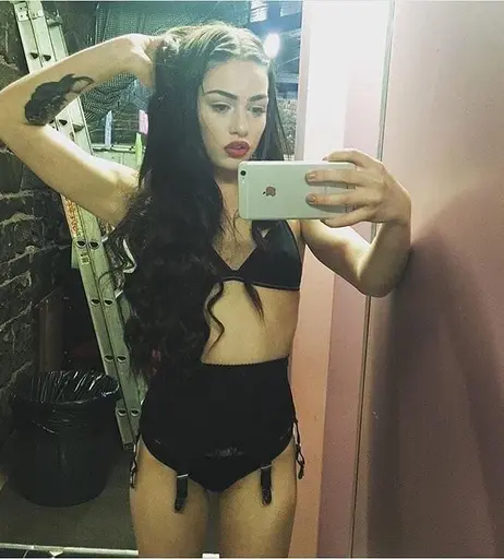 Image 8316376 from softnipples2.0 / Paige Zayec