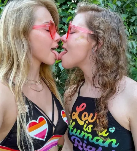 Image 831791 from Hailee & Kendra