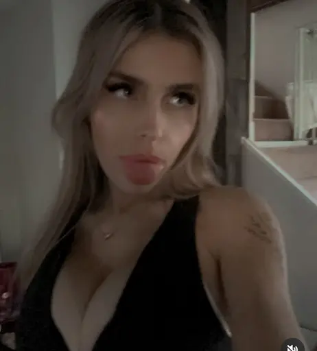 Image 8318539 from Hailey Phillips / haileychechik / haileyphilllips / maybeehailey /