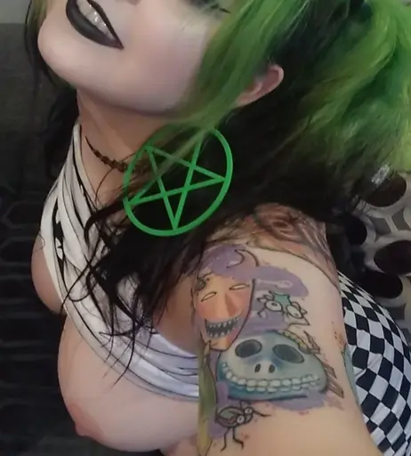 Image 8318459 from SpookshowBebe / the_feralhousewife