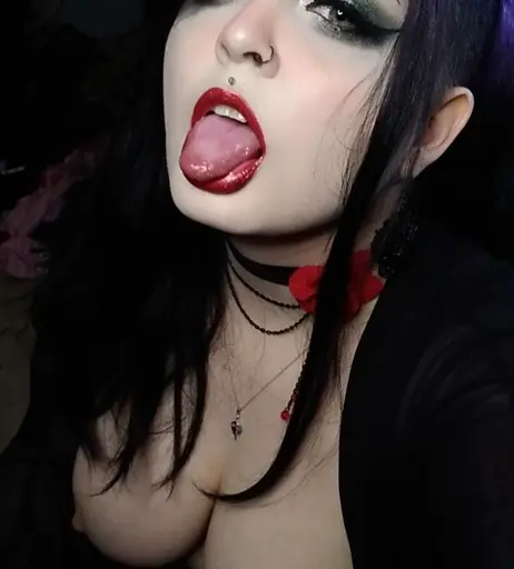 Image 8318470 from SpookshowBebe / the_feralhousewife