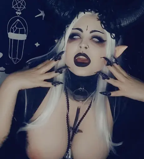 Image 8318466 from SpookshowBebe / the_feralhousewife