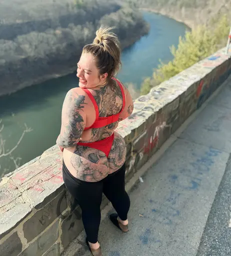 Image 8300586 from missthickntatted