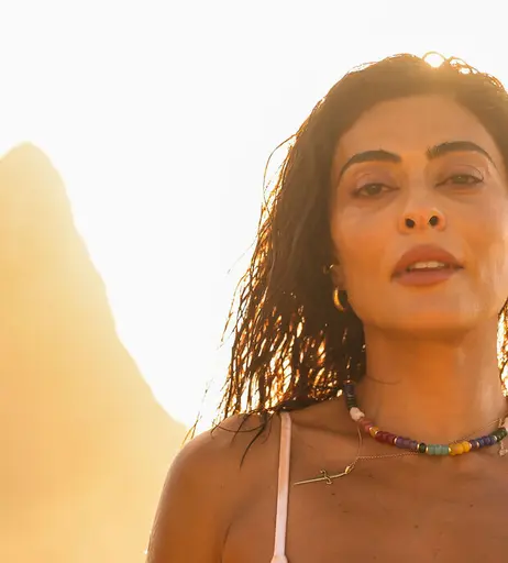 Image 8854118 from Juliana Paes